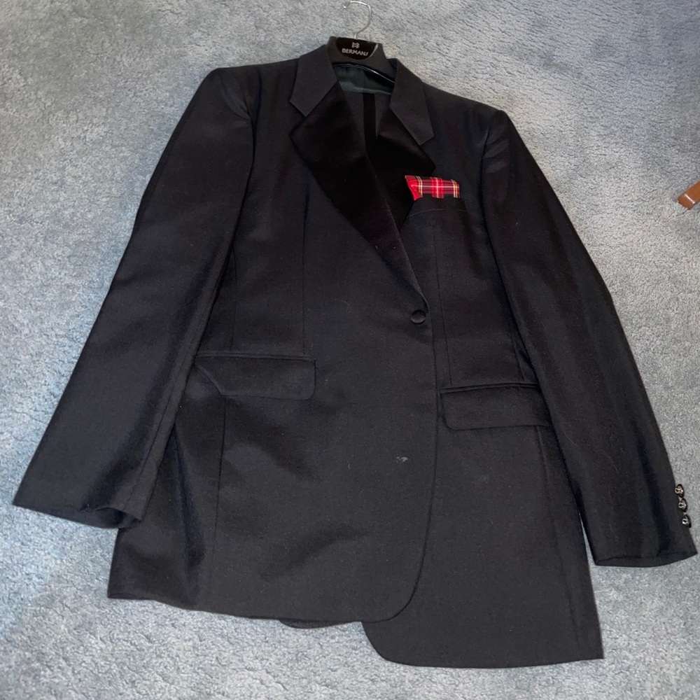 Full tuxedo